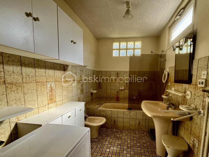 Maison - 85 m² - 5 pièces