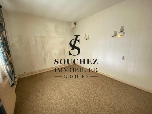 Maison traditionnelle - 168 m² - 9 pièces