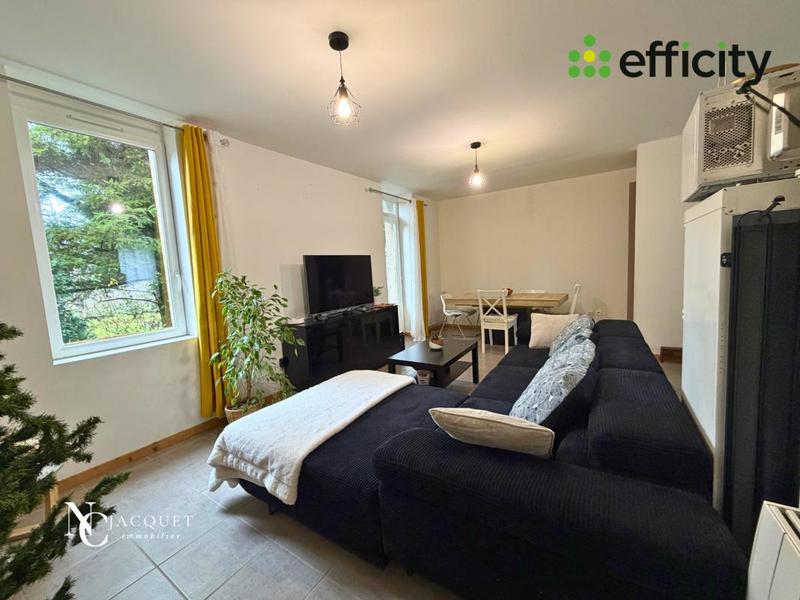 Maison - 95 m² - 5 pièces