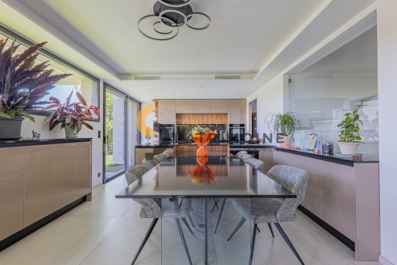 Maison contemporaine - 156 m² - 5 pièces