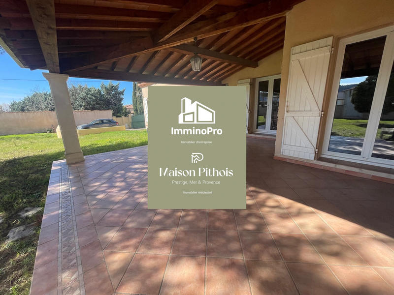 Villa - 228 m² - 6 pièces