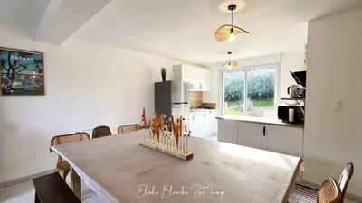 Maison - 111 m² - 6 pièces