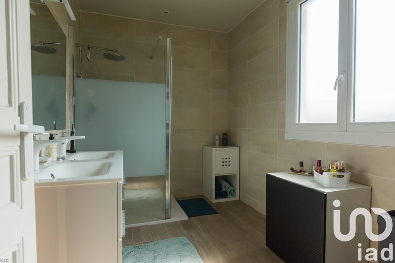 Maison - 150 m² - 7 pièces