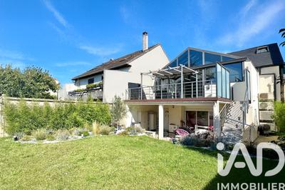 Maison - 165 m² - 7 pièces