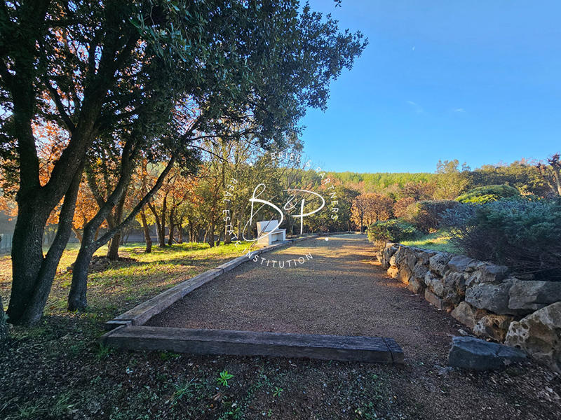 Maison - 190 m² - 6 pièces