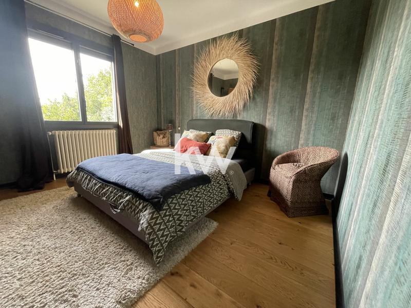 Maison - 142 m² - 5 pièces