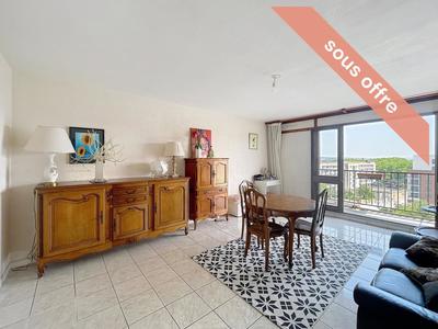 Appartement - 94 m² - 4 pièces