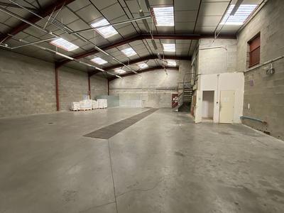 Local commercial - 330 m² - 4 pièces