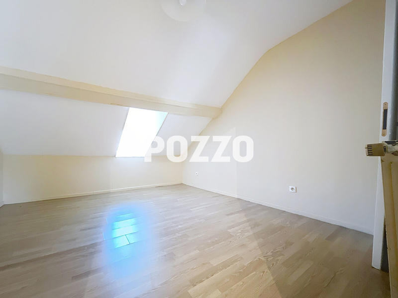 Maison - 110 m² - 6 pièces