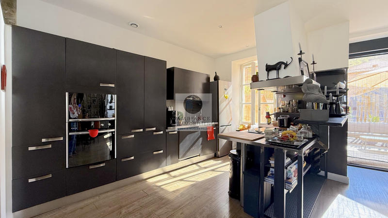 Appartement - 129 m² - 5 pièces