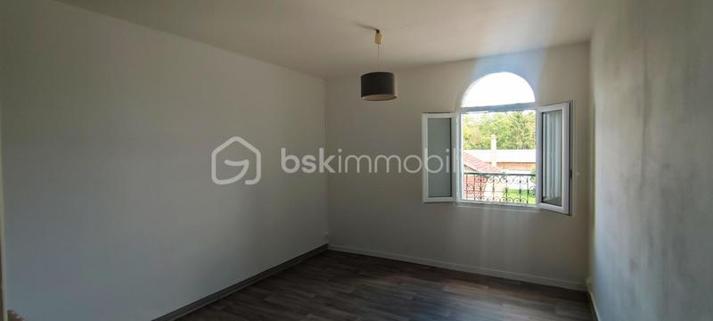 Maison - 145 m² - 7 pièces