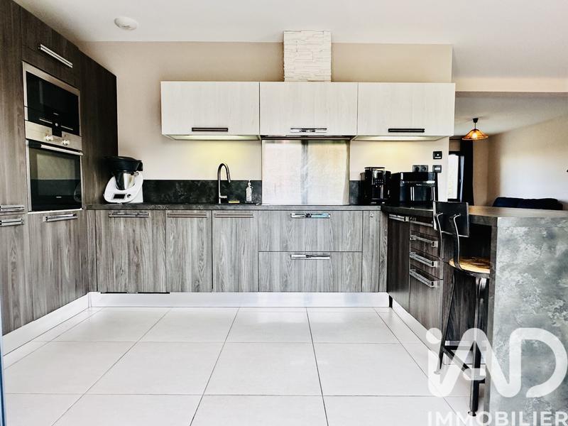 Maison - 140 m² - 5 pièces