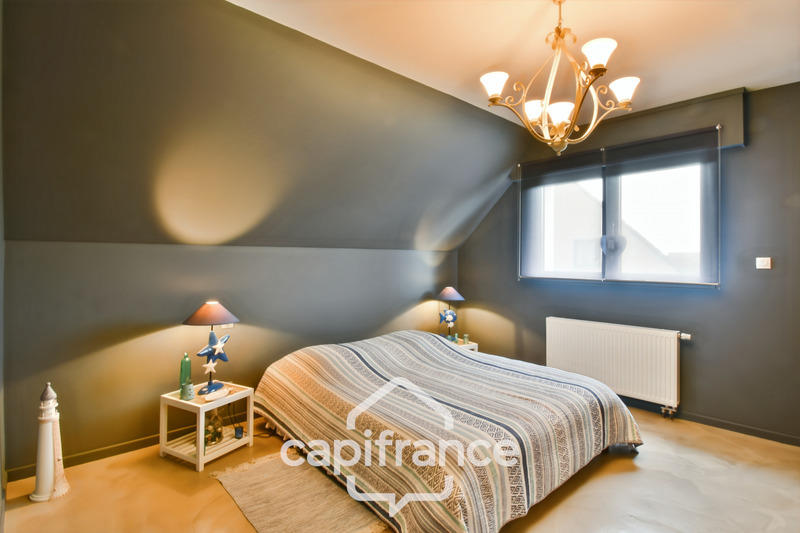 Maison - 428 m² - 11 pièces