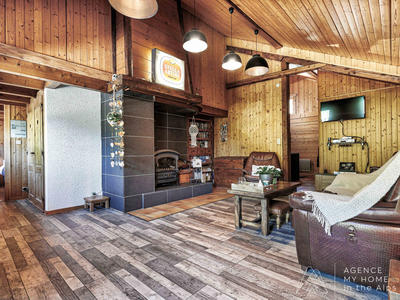 Châlet - 216 m² - 5 pièces