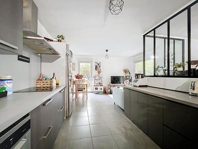 Appartement - 70 m² - 4 pièces