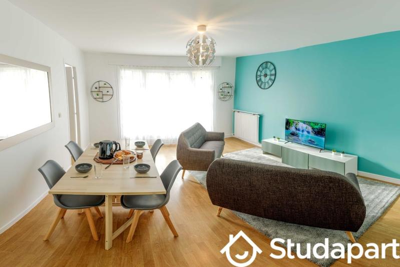 Chambre - 10 m² - 1 pièce