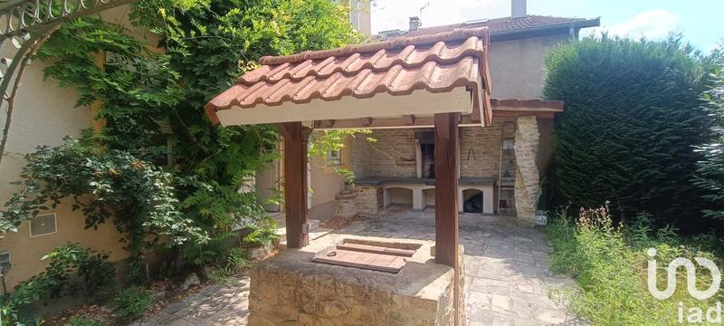 Maison de village - 362 m² - 10 pièces