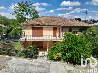 Maison - 153 m² - 5 pièces