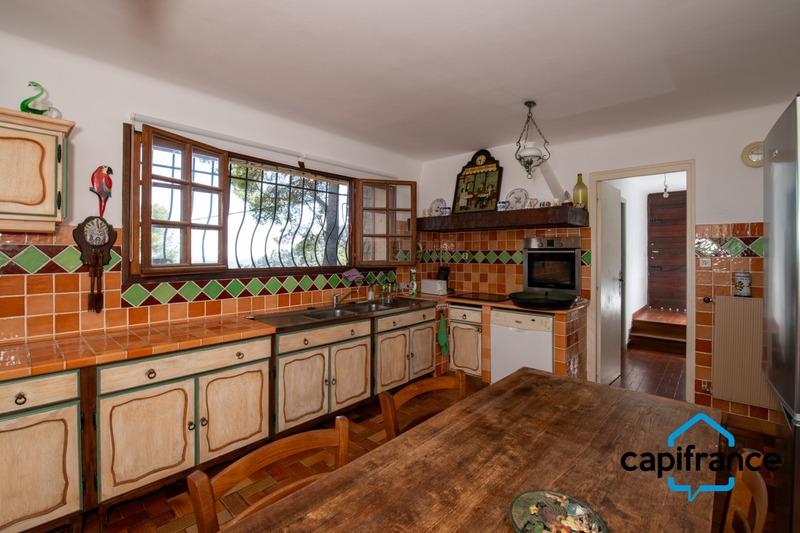 Villa - 213 m² - 7 pièces