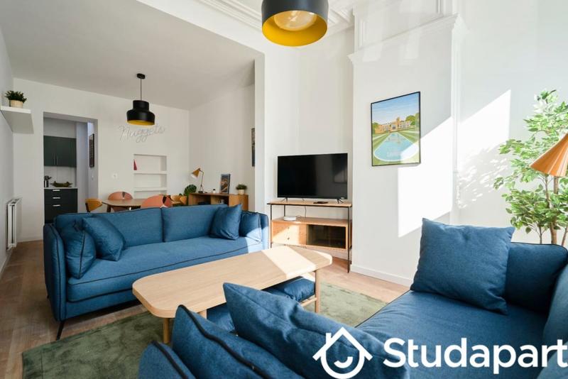 Chambre - 12 m² - 1 pièce