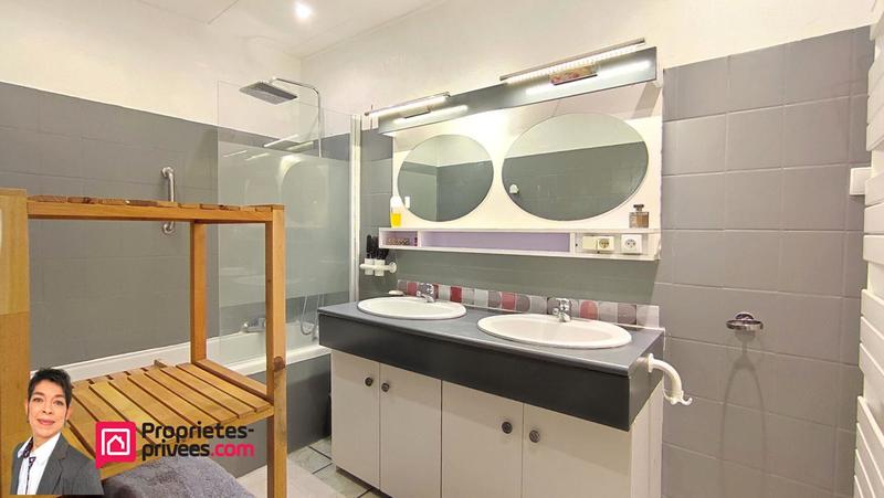 Maison - 150 m² - 8 pièces