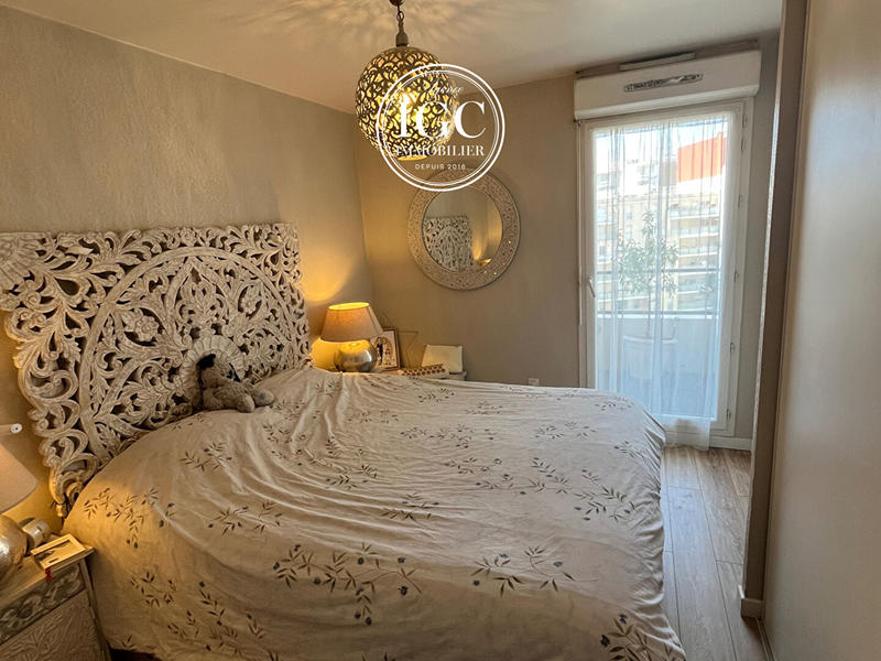 Appartement - 85 m² - 4 pièces