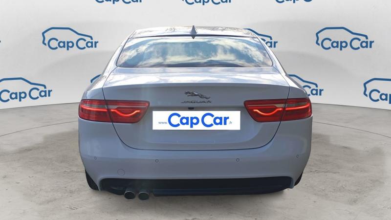 Jaguar Xe 2.0 d 180 Business