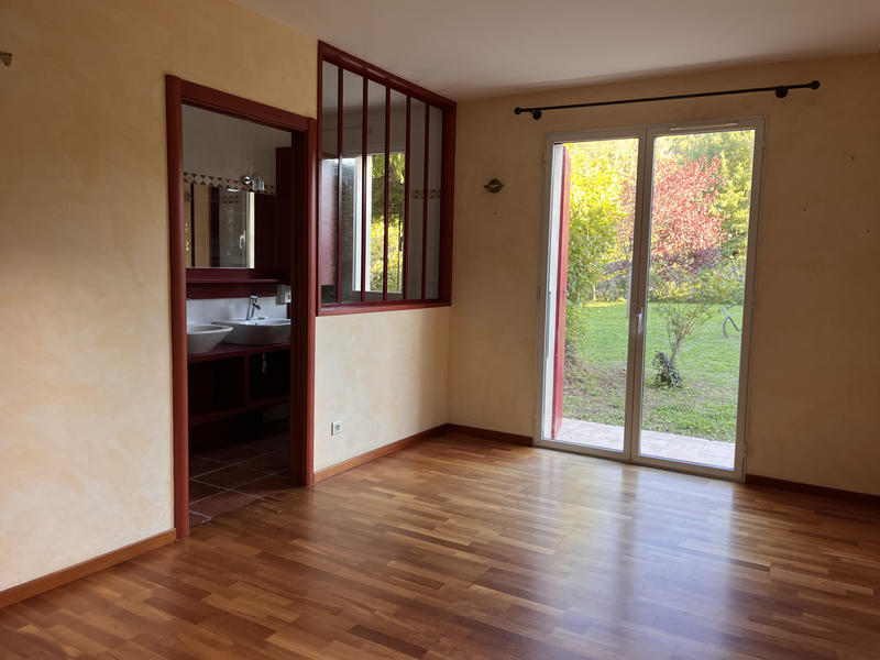 Maison - 198 m² - 7 pièces