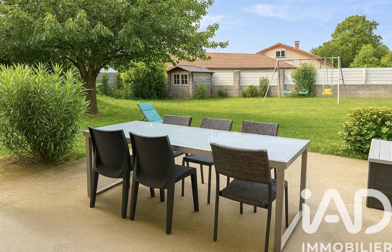 Maison - 95 m² - 5 pièces