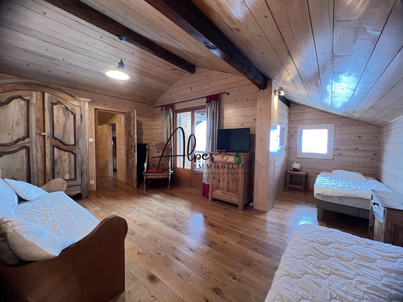 Châlet - 103 m² - 5 pièces