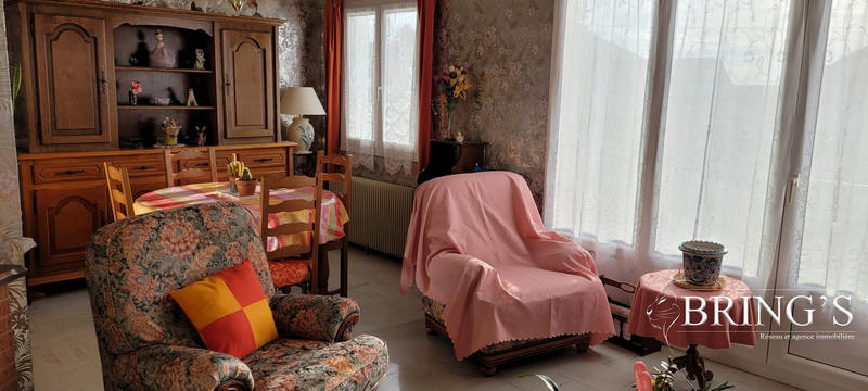 Maison - 102 m² - 5 pièces