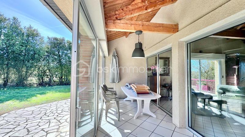 Maison d'architecte - 300 m² - 9 pièces