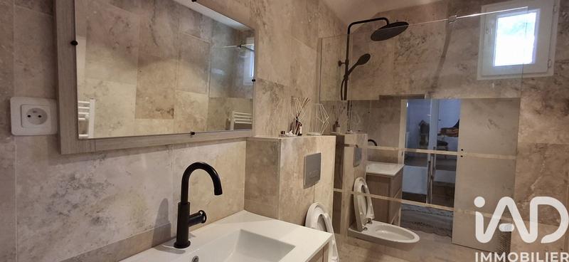 Maison - 186 m² - 8 pièces