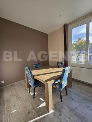 Maison - 200 m² - 5 pièces