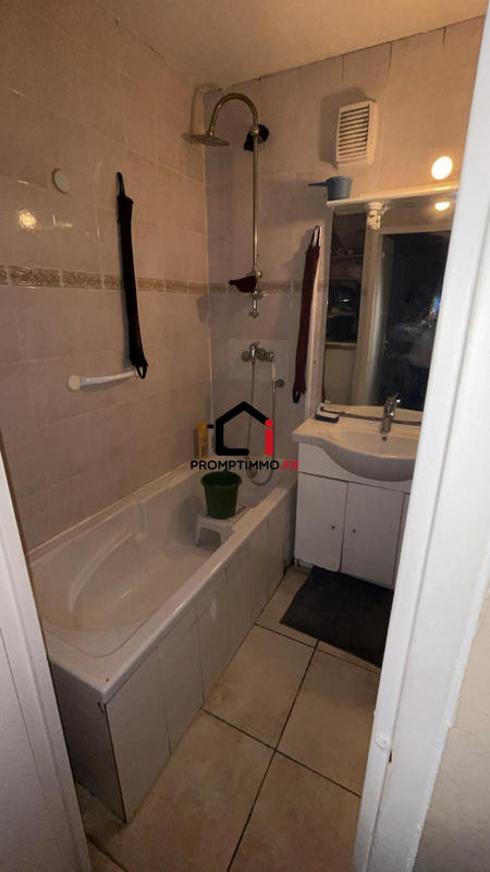 Appartement - 80 m² - 4 pièces