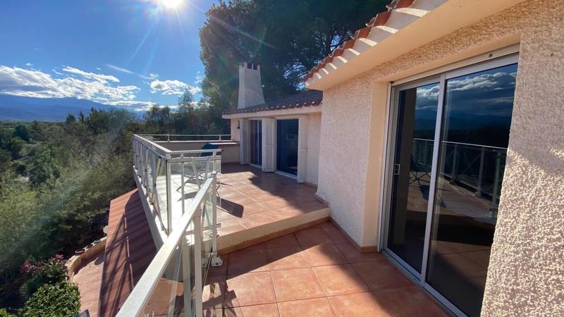 Maison - 170 m² - 9 pièces