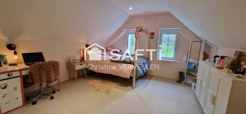 Maison - 255 m² - 10 pièces