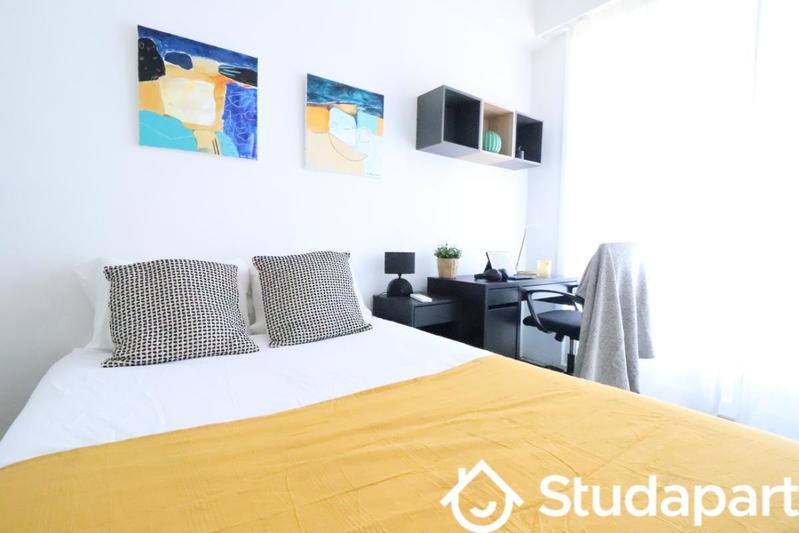 Chambre - 12 m² - 1 pièce