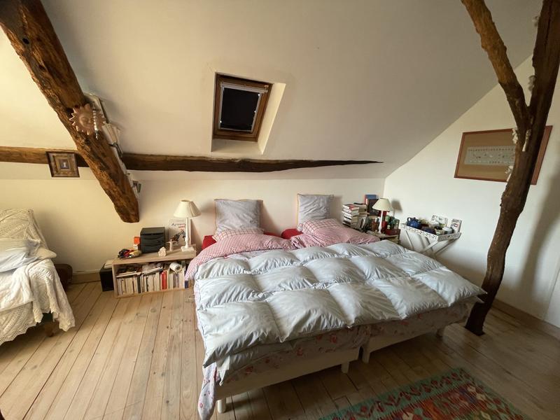 Maison - 205 m² - 5 pièces