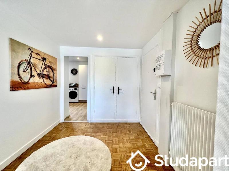 Chambre - 12 m² - 1 pièce