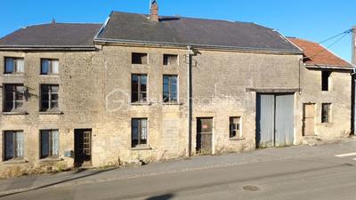 Maison - 310 m² - 10 pièces