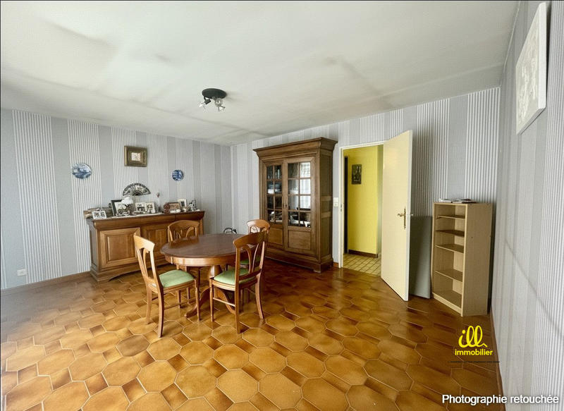 Maison - 94 m² - 5 pièces