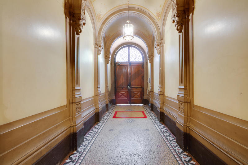 Appartement - 285 m² - 6 pièces