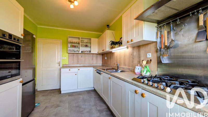 Maison - 177 m² - 10 pièces