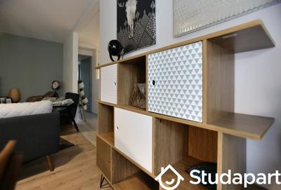 Chambre - 12 m² - 1 pièce