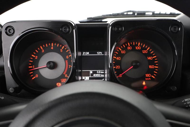 Suzuki Jimny 1.5 Vvt Privilege 2pl 102 ch