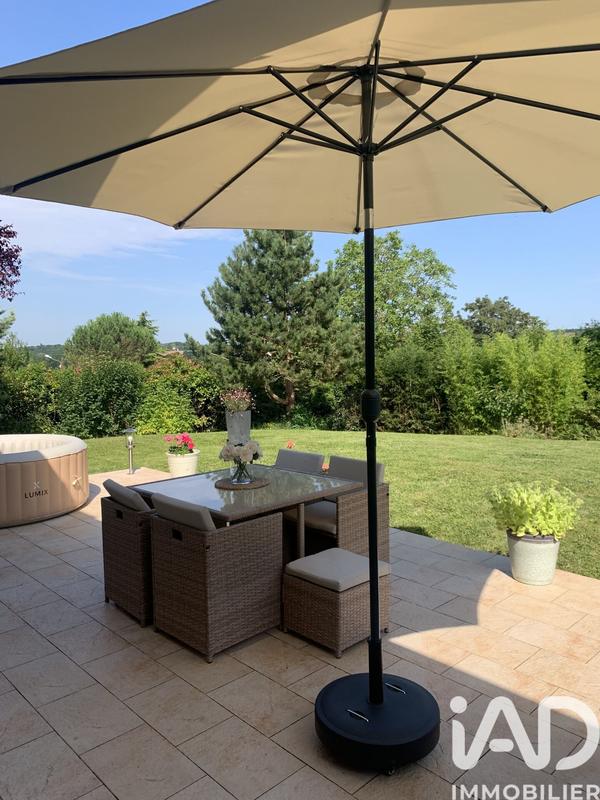 Maison - 162 m² - 7 pièces