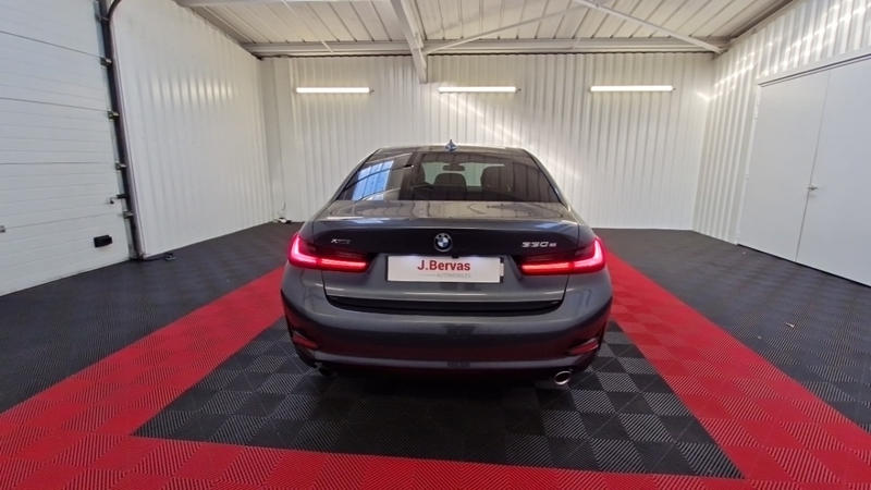 Bmw Série 3 Berline 330e xDrive 292 Busi Design Bva8 Hybride