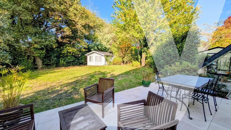 Maison - 142 m² - 6 pièces