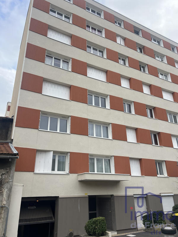 Appartement - 67 m² - 3 pièces